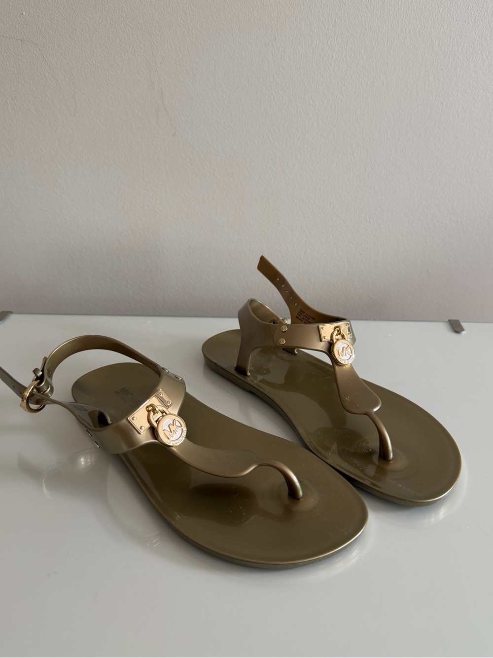 Michael Kors Olive Gold Jelly Thong Sandals